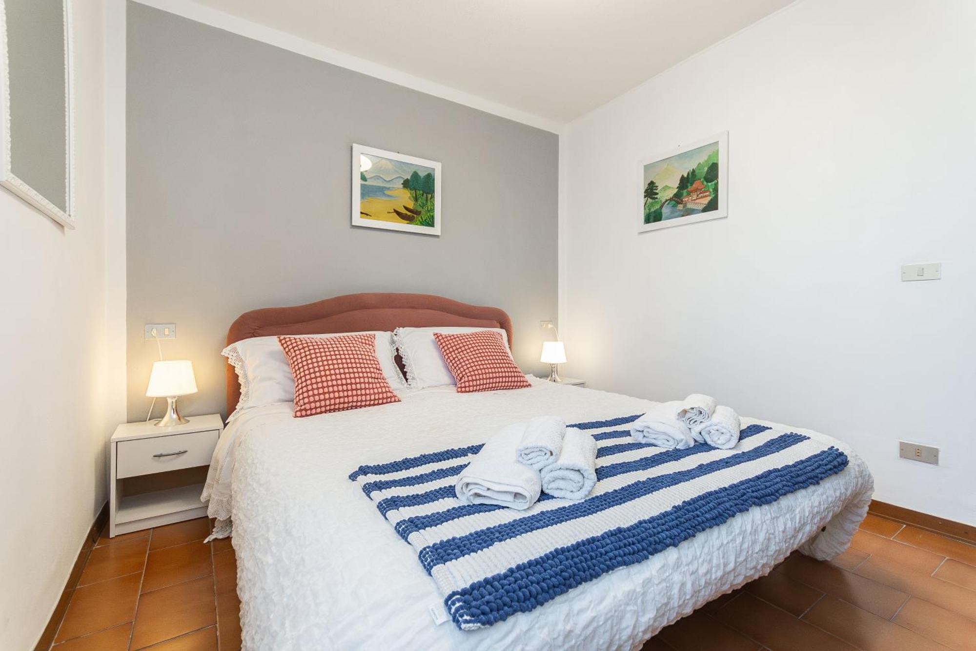 C22 Beachfront Villa - Spa Bath, Pool, Private Beach, Parking Free Andora Екстер'єр фото